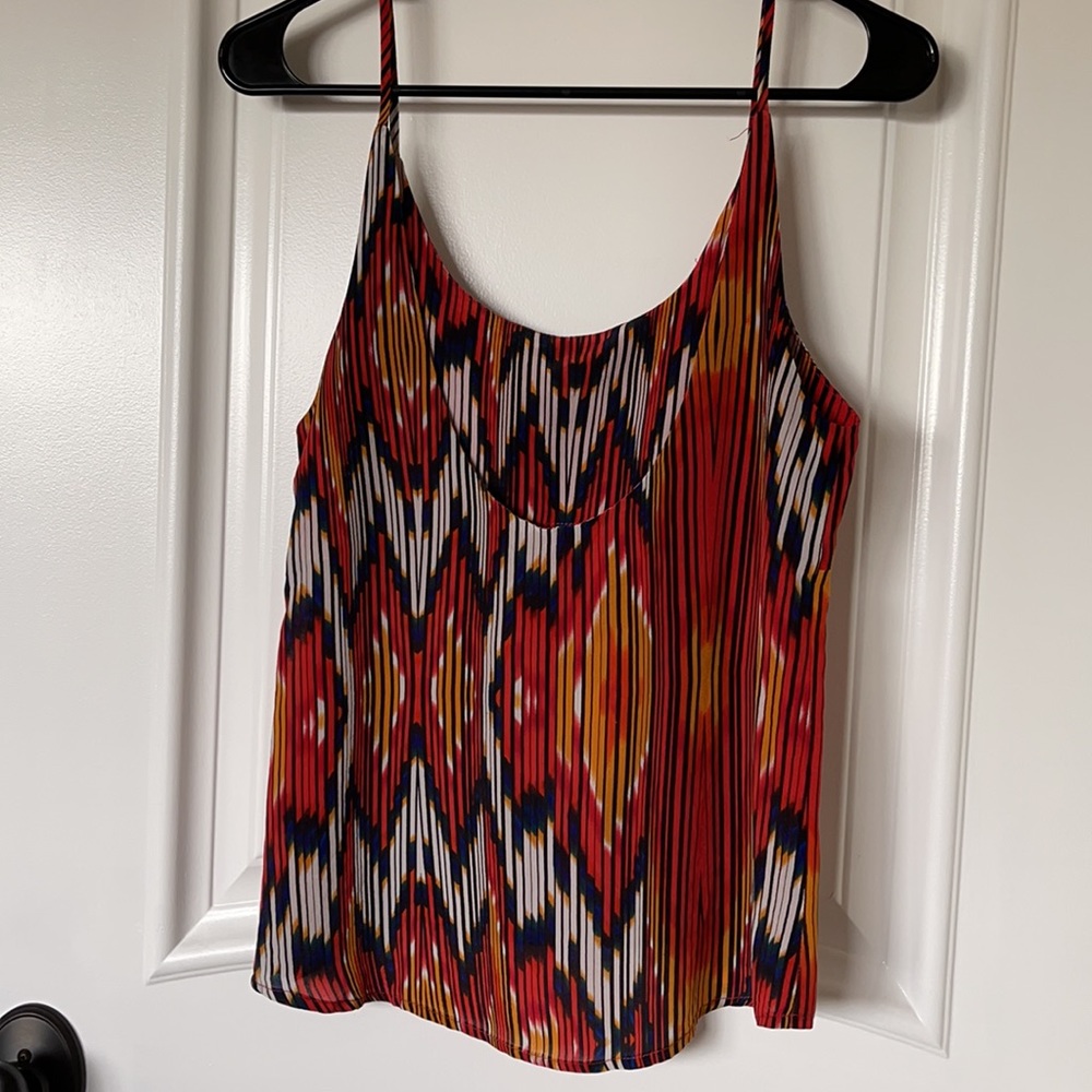 Flowy Red Patterned Tank - Picture 2 of 3